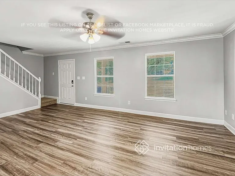 410 Queens Dr SW — Photo 6
