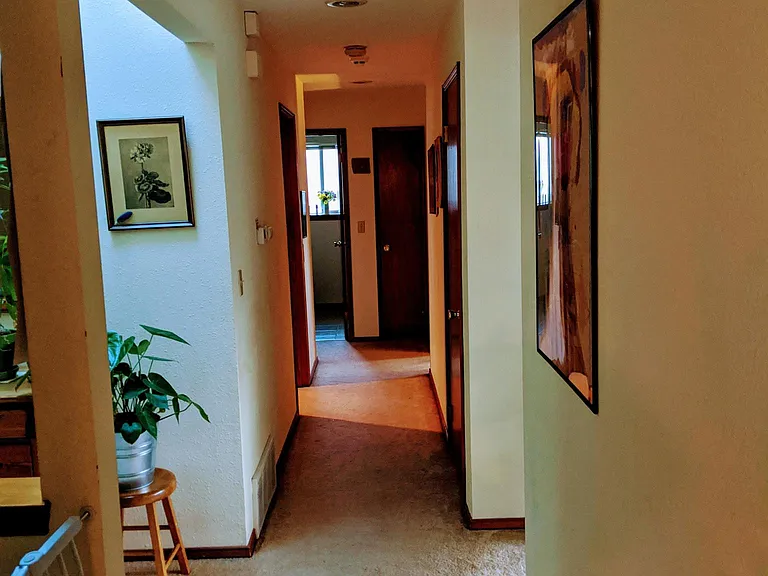 350 SW Mount Baker Dr — Photo 8