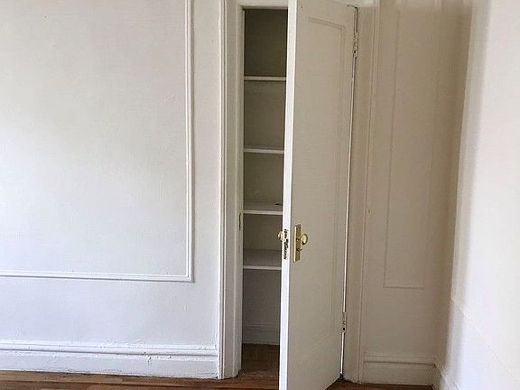 2nd image of 724 E 27th St APT 2D