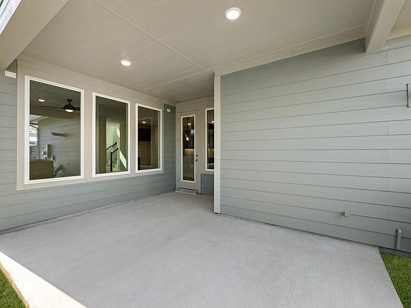 Covered Outdoor Living