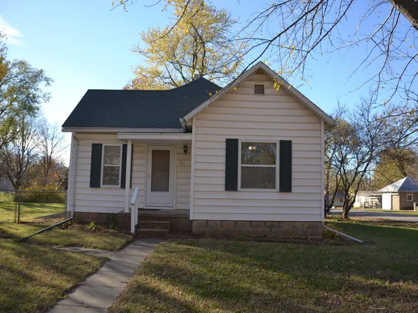 411 Elm St, Overbrook, KS 66524
