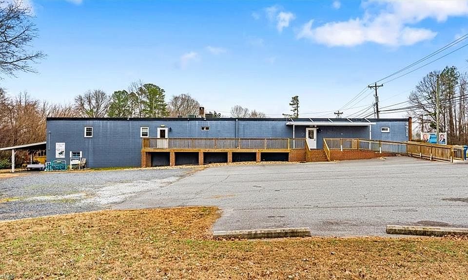 1st image of 4911 Archdale Rd