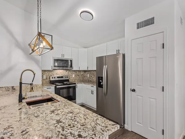 12816 W MANDALAY Lane, El Mirage, AZ 85335