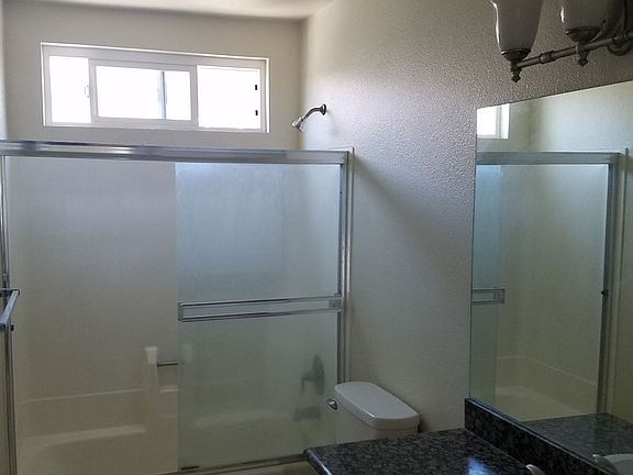 5th image of 1000 S Mollison Ave Unit 3