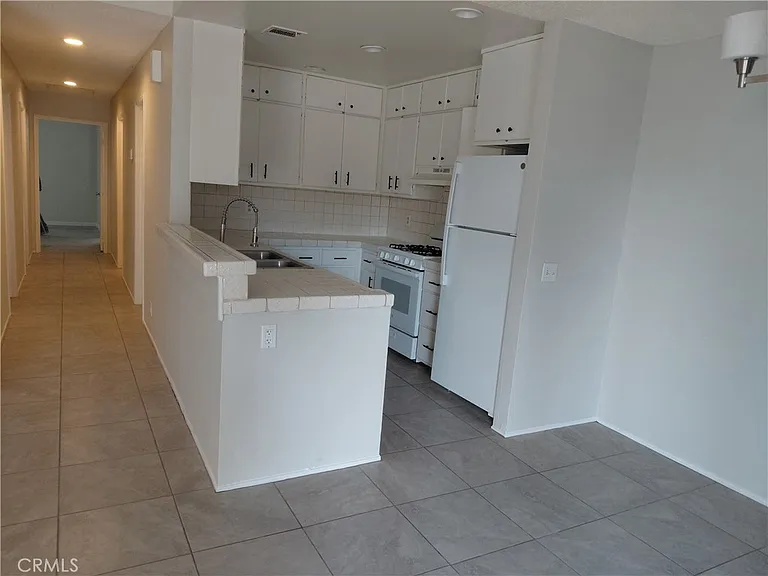 33892 Sky Blue Water Trl — Photo 7