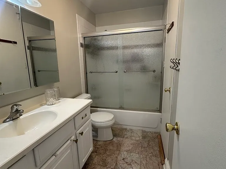 100 E Walton St #14F — Photo 11