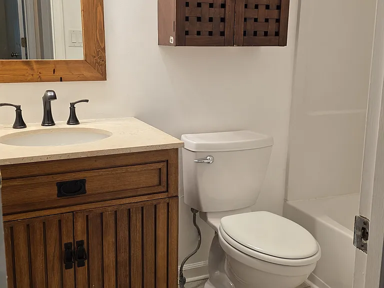 1679 York Dr — Photo 16