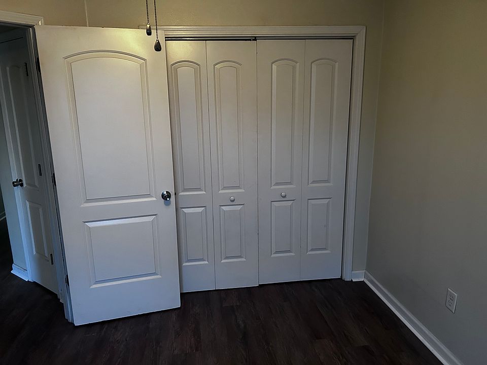 1st image of 4959 Sandalwood St