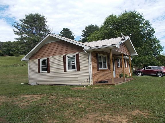 5th image of 435 Honey Ln