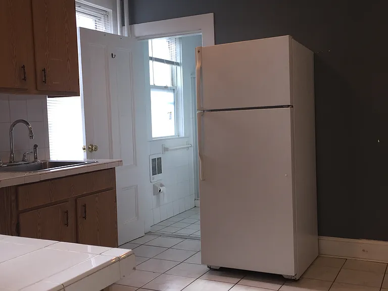 24 Everett St #2 — Photo 13