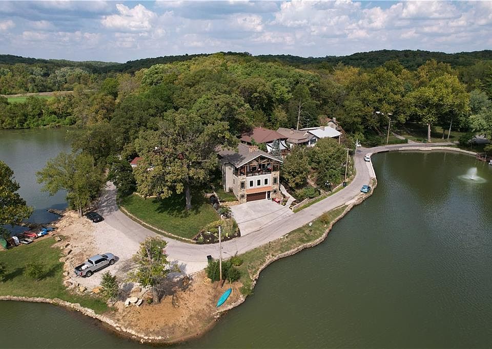 907 Lake Of The Frst, Bonner Springs, KS 66012 Zillow