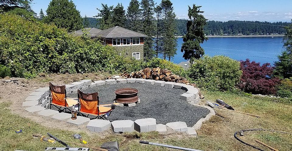 1st image of 3655 NE Bahia Vista Dr