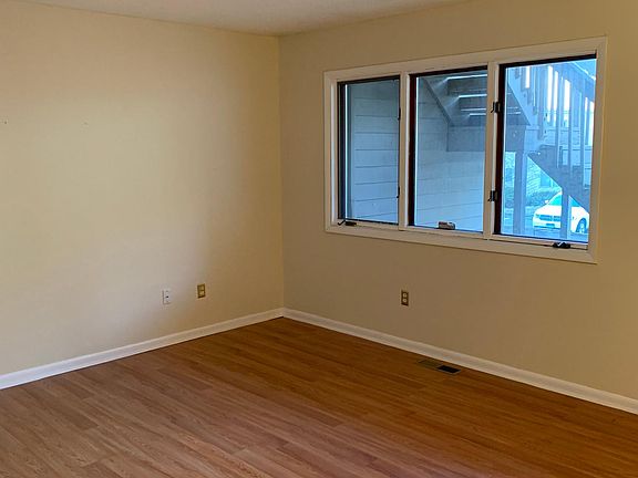 2nd image of 3370 Madison Ave Unit 9A