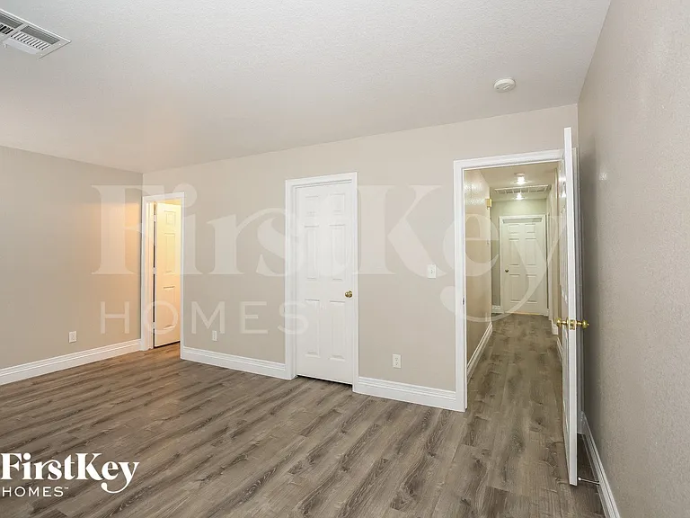 7908 Pale Rider St — Photo 8