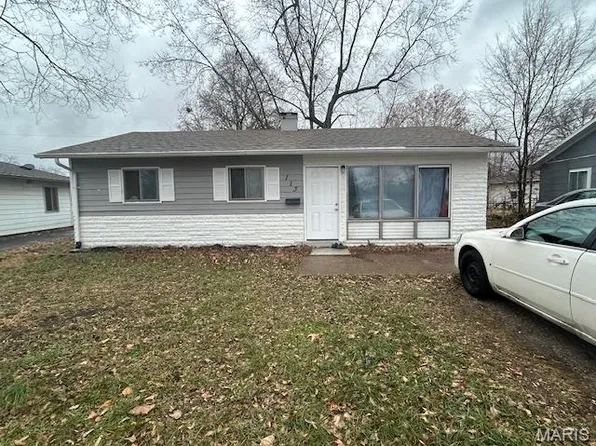 113 Saint James Ln, Cahokia, IL 62206