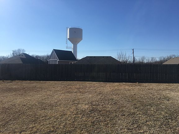 Rear View, more property