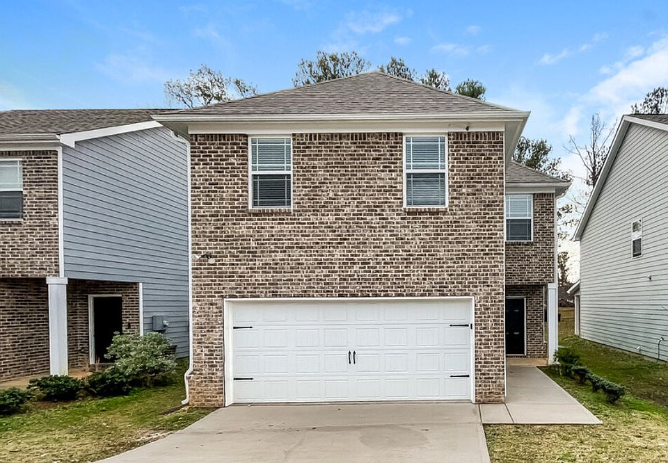 1st image of 1871 Simmons Ln