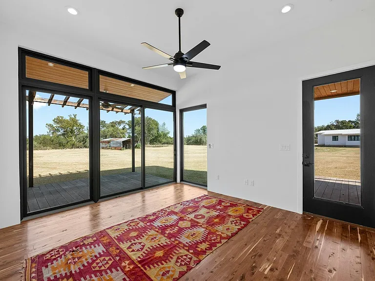 1802 Man O War Dr — Photo 12