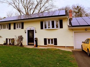 95 Darien Rd, Howell, NJ 07731