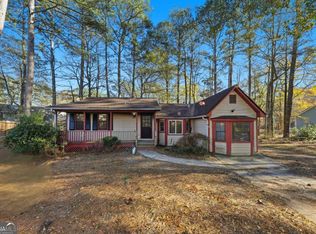 1038 River Bend Ct, Riverdale, GA 30296