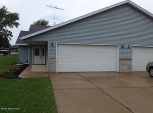 590 Park Ave, Zumbrota, MN 55992