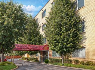 Bradley View, Chevy Chase, MD 20815