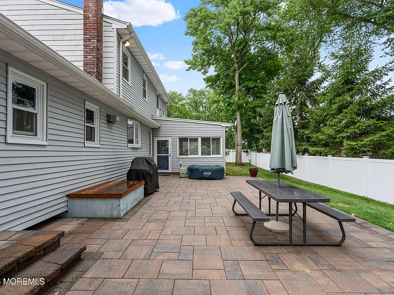 50 Algonquin Ave — Photo 17