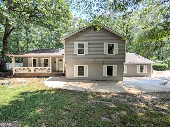 849 Wagon Wheel Cir, Fayetteville, GA 30214