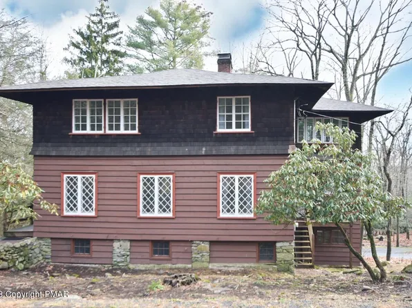 108 Sweet Fern Ln, Cresco, PA 18326