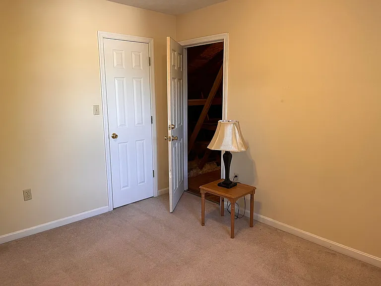106 Clevenger Ct — Photo 25