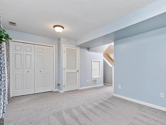 2nd image of 43393 Chokeberry Sq