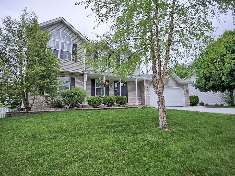 1st image of 825 Cedar Valley Dr