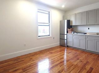 21-03 25th Rd #2, Astoria, NY 11102