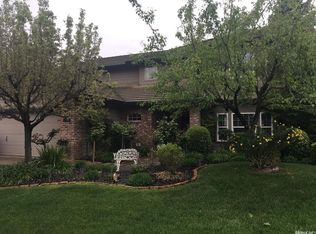 19377 N Windwood Dr, Woodbridge, CA 95258