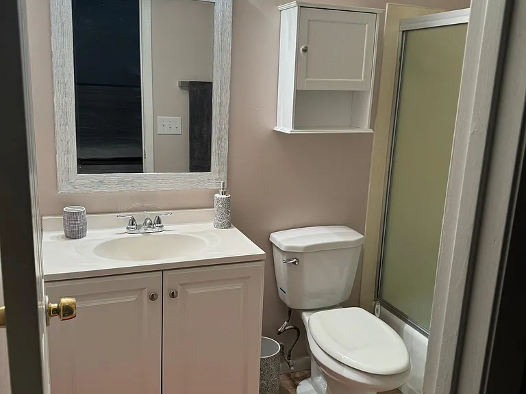 2016 S 10th St #C — Photo 2
