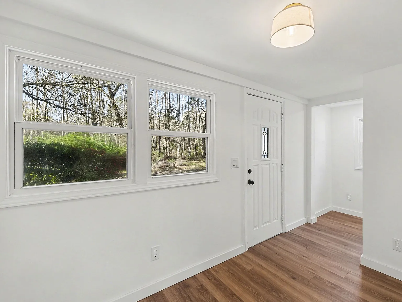 2 bed, 886 sqft, $1,750 — Photo 3
