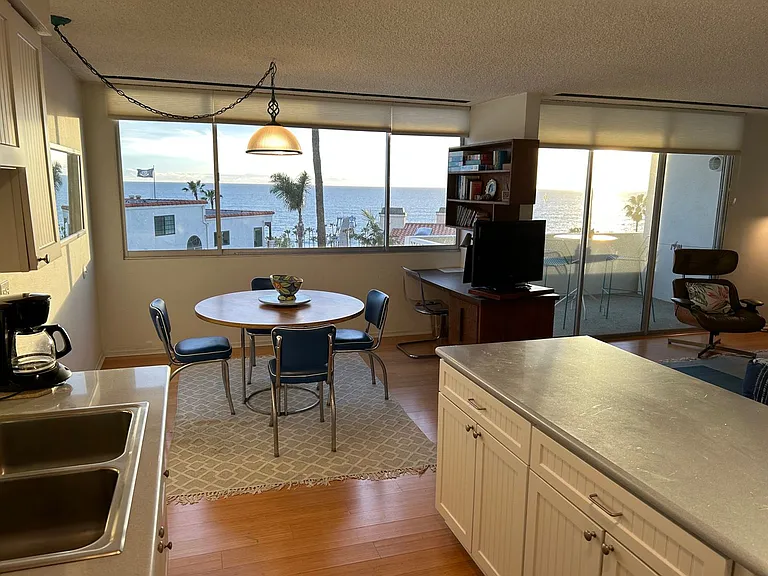 420 Monterey Ln #2A — Photo 29