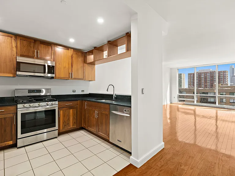 20 Newport Pkwy #2303 — Photo 10