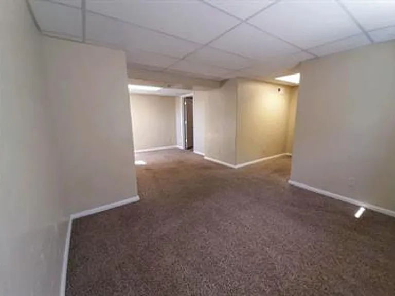 306 W Aluminum St — Photo 7