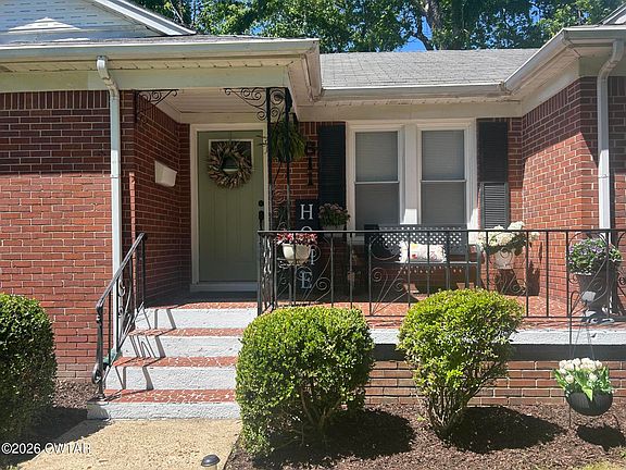 3rd image of 811 Tipton Ave