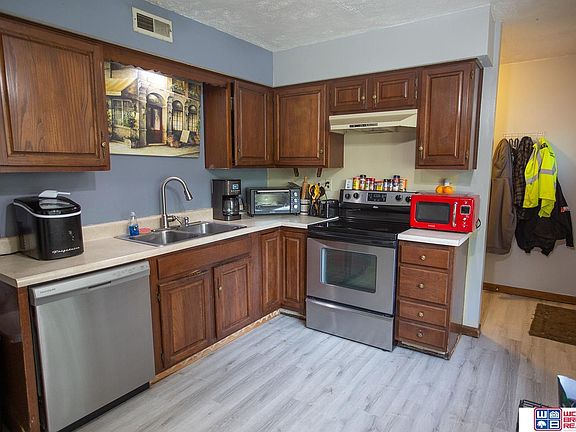 5th image of 3525 Briarwood Ave
