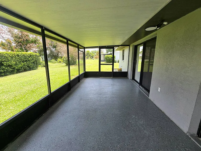 2511 N Orangewood St — Photo 19