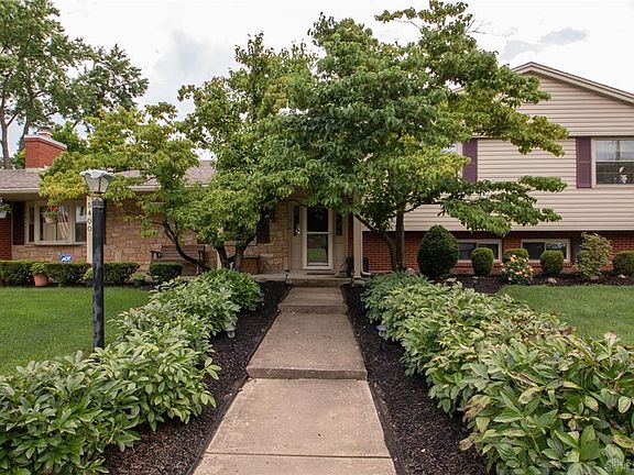 3rd image of 5400 Oakvista Pl