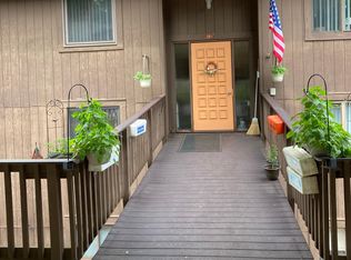 1468 Hillcrest Ave #30, Niles, OH 44446