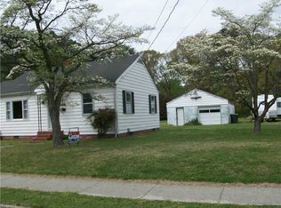133 Maxwell Ln, Newport News, VA 23606