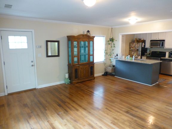 5th image of 1628 Cecilia Dr