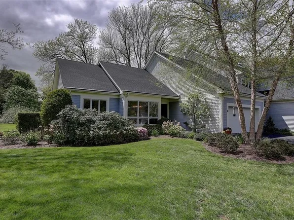38 Bagy Wrinkle Cv, Warren, RI 02885