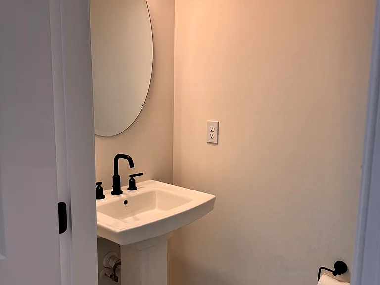 9214 Delaney Dr NW — Photo 8