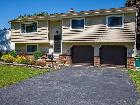 2nd image of 6260 Thunderbird Dr