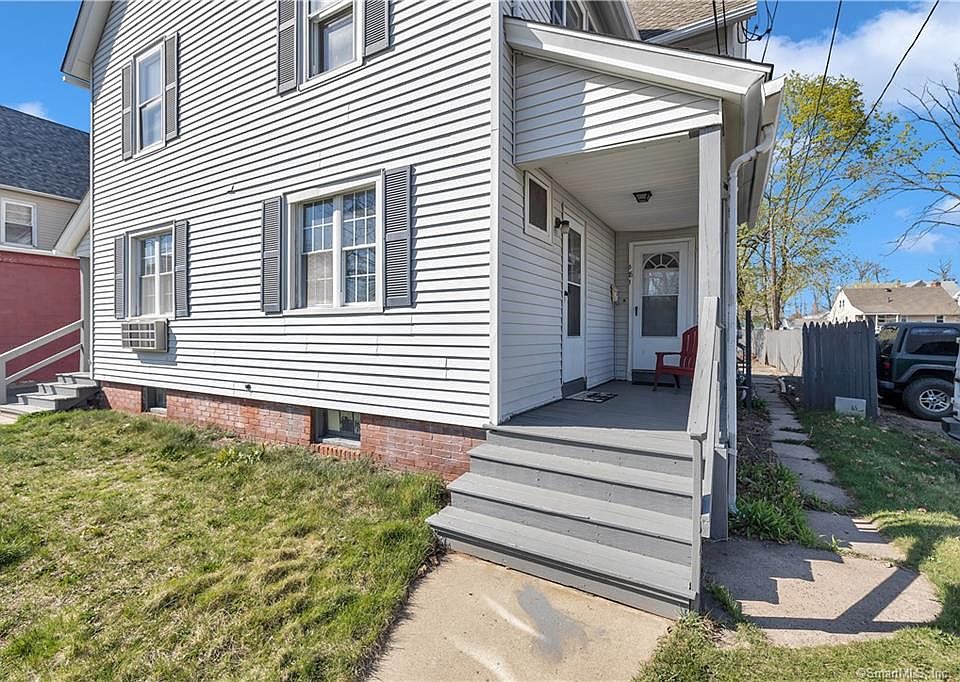 381 Center St Manchester CT Zillow